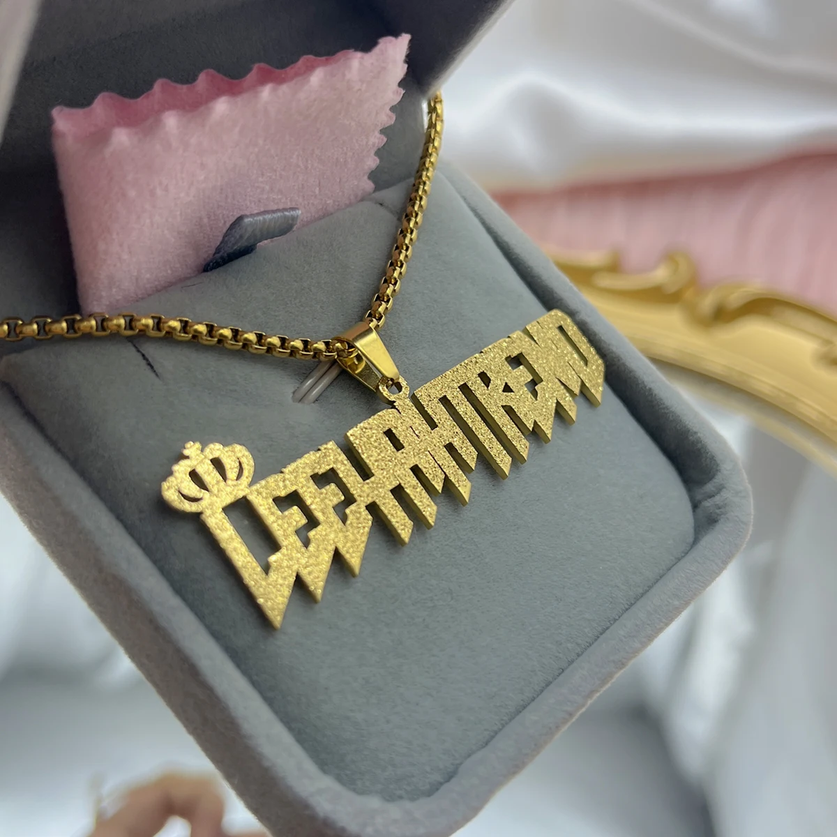 Personalized Frosted Engraved Necklace Detachable Pendant - Image 4