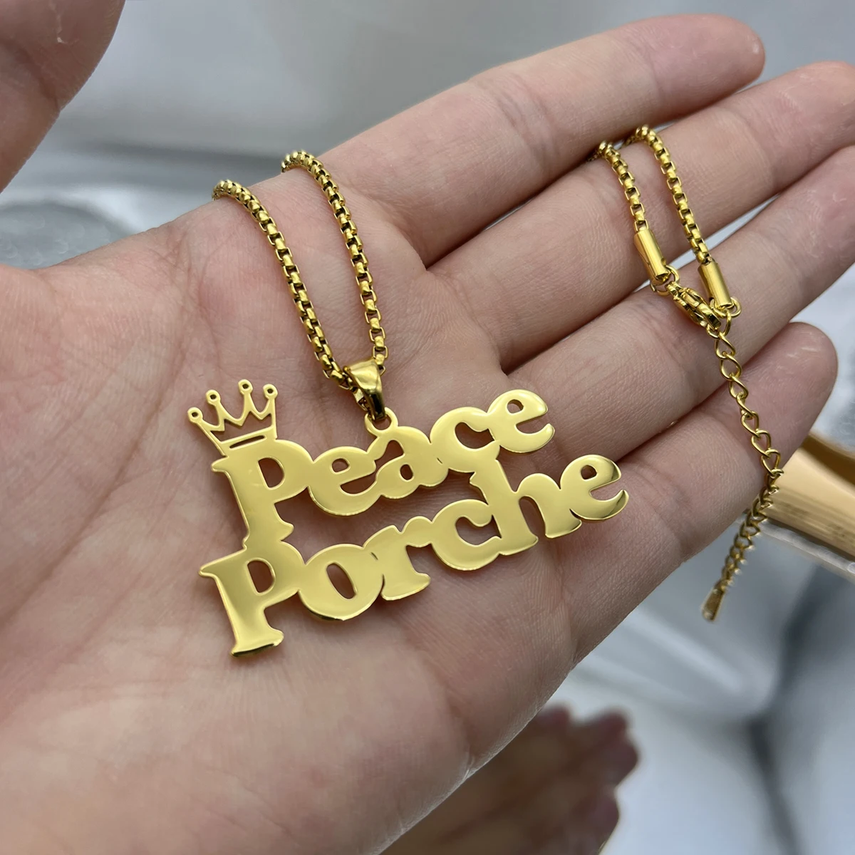 Customized Big Double Name Pendant Necklace with Crown - Image 4